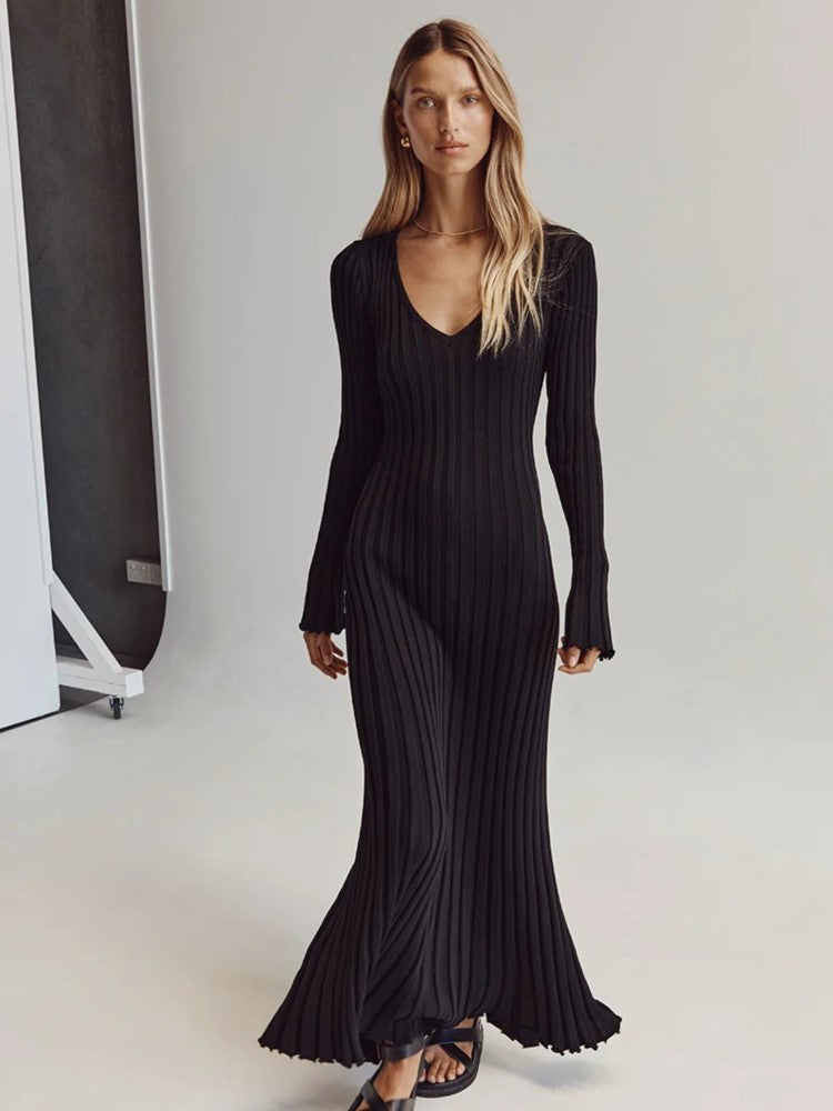 Julia | Knitted midi dress