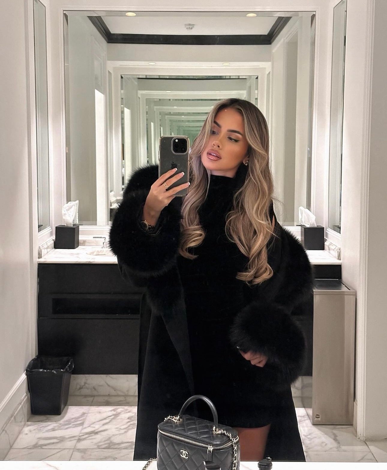 Elma | Cuffs Long Elegant Cashmere Coat