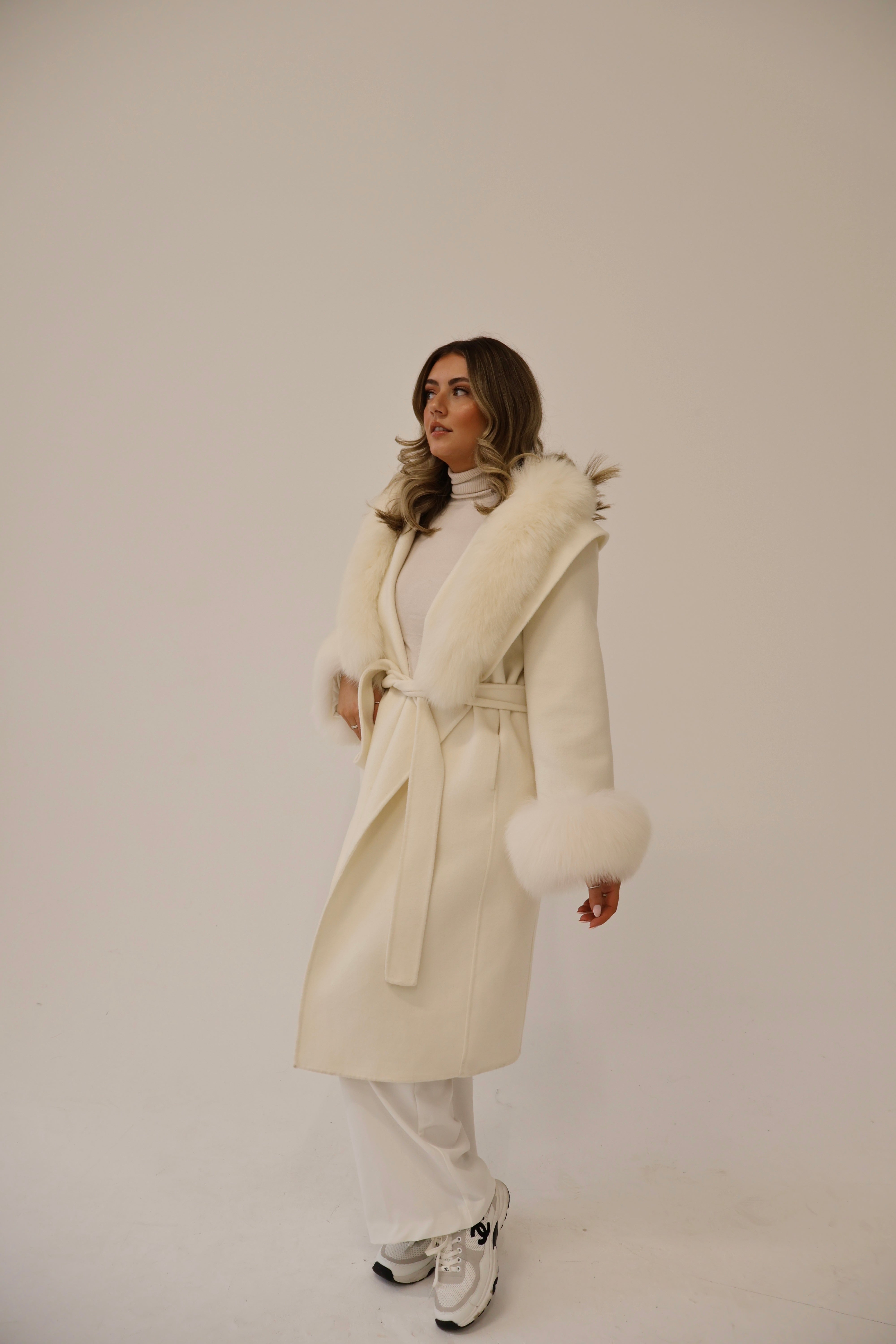 Elma | Cuffs Long Elegant Cashmere Coat
