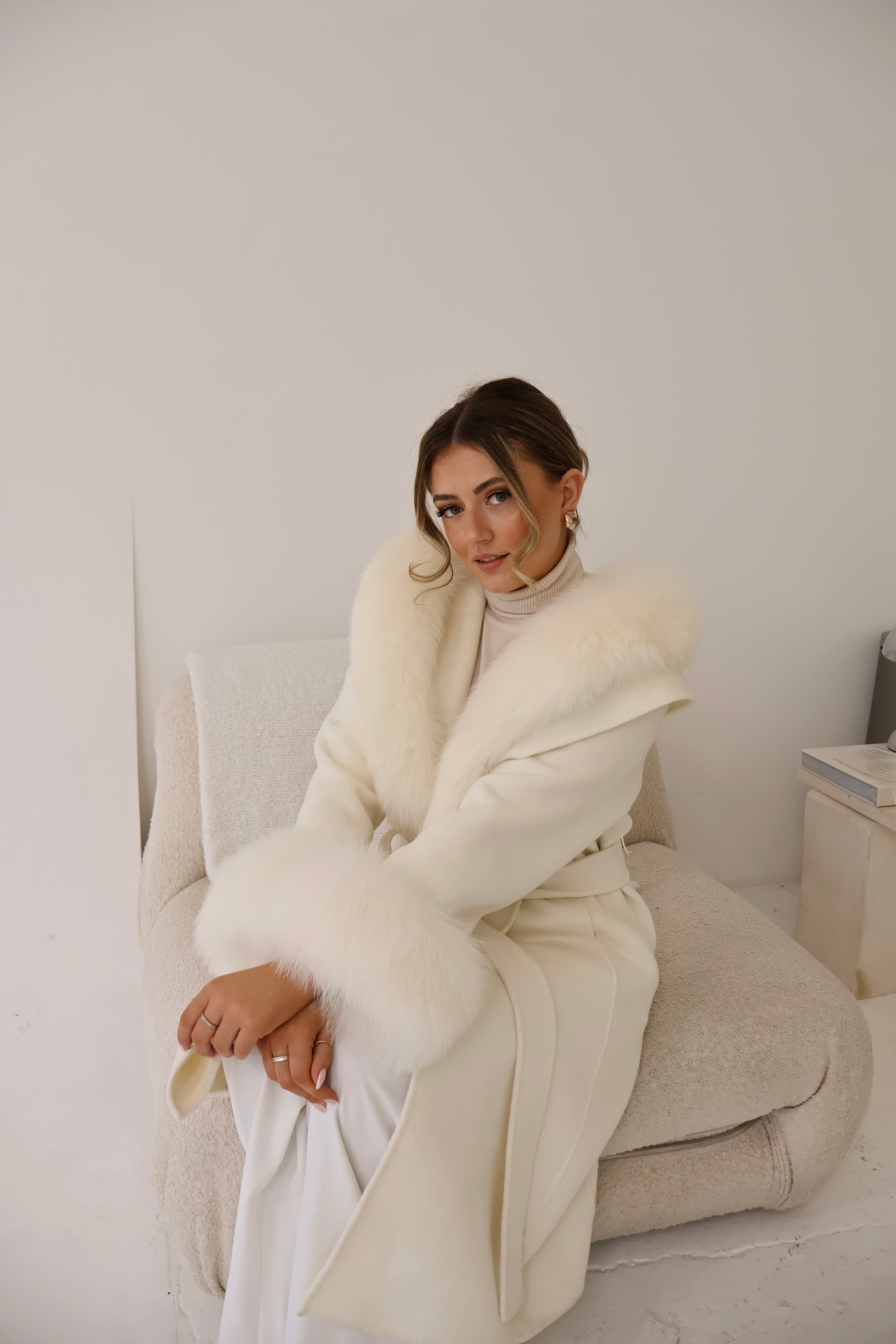 Elma | Cuffs Long Elegant Cashmere Coat