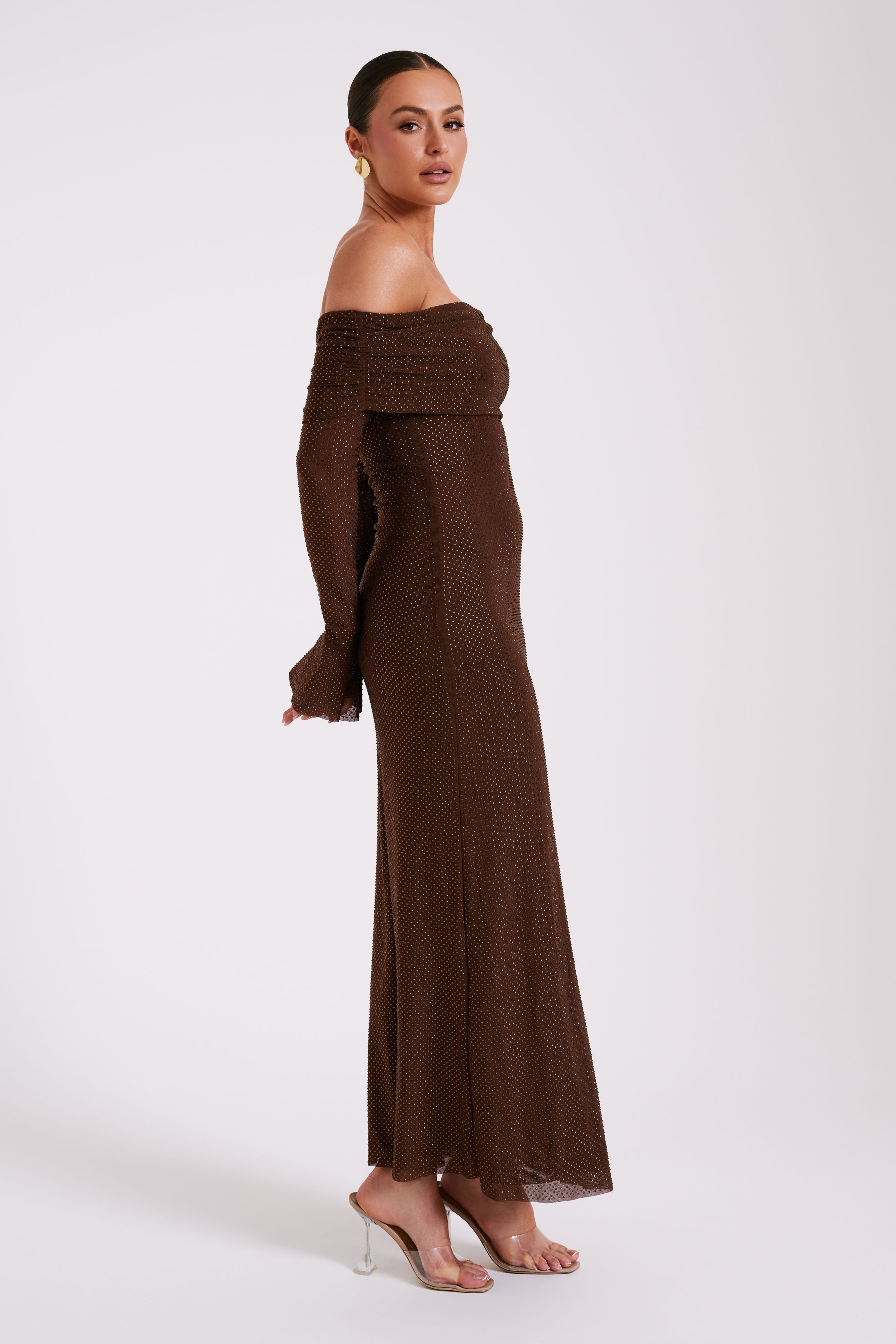 Malika | Elegant Off-Shoulder Dress