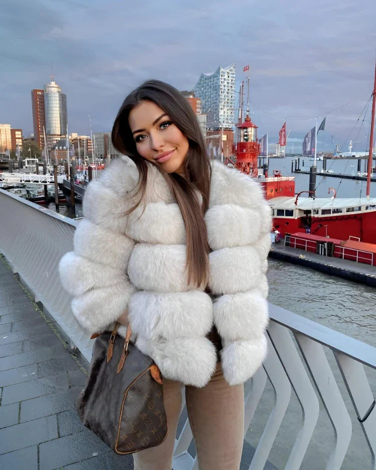 Genevieve | Luxurious Faux Fur Coat