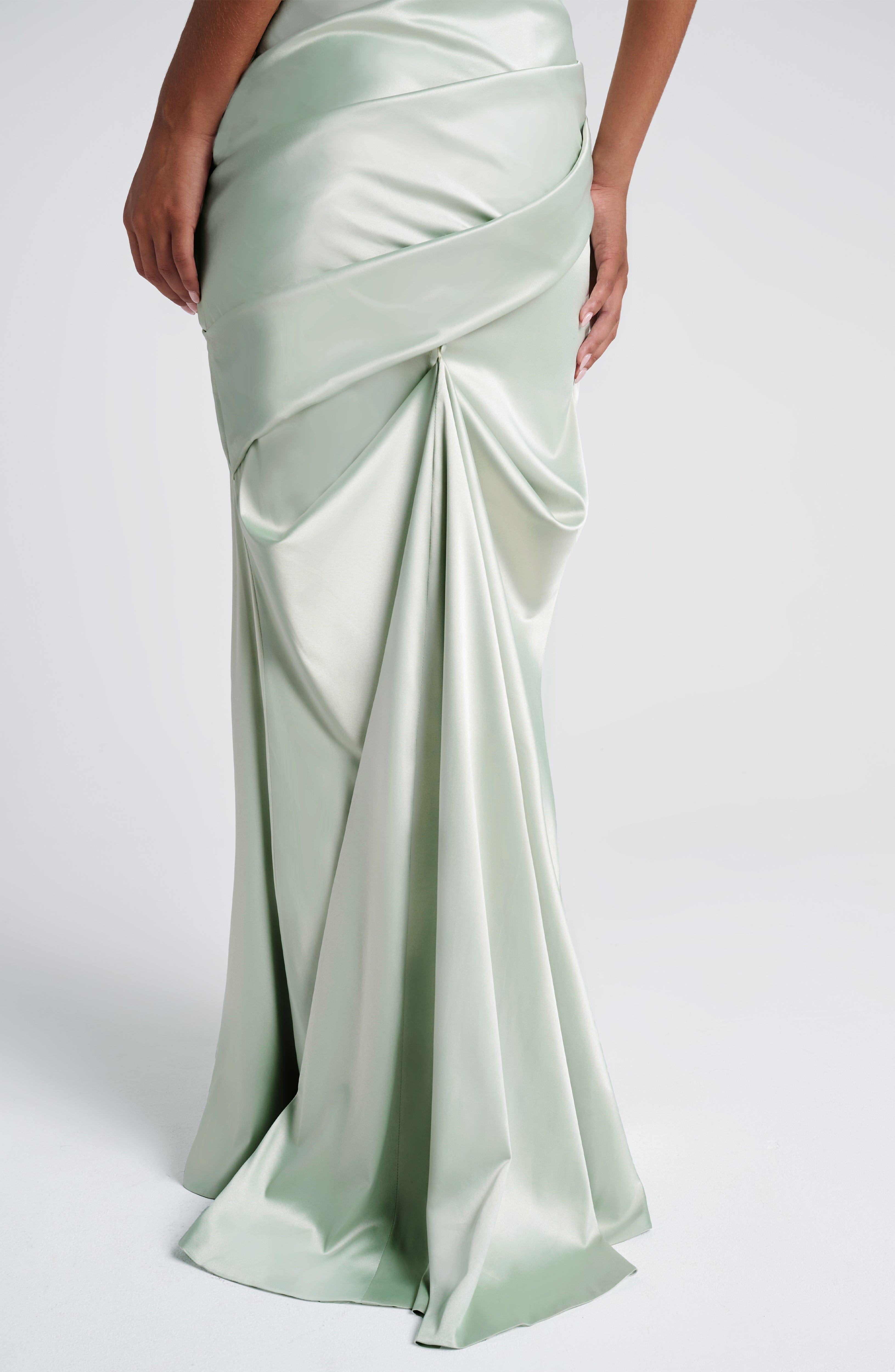 Amaris | Soft Mint Maxi Dress