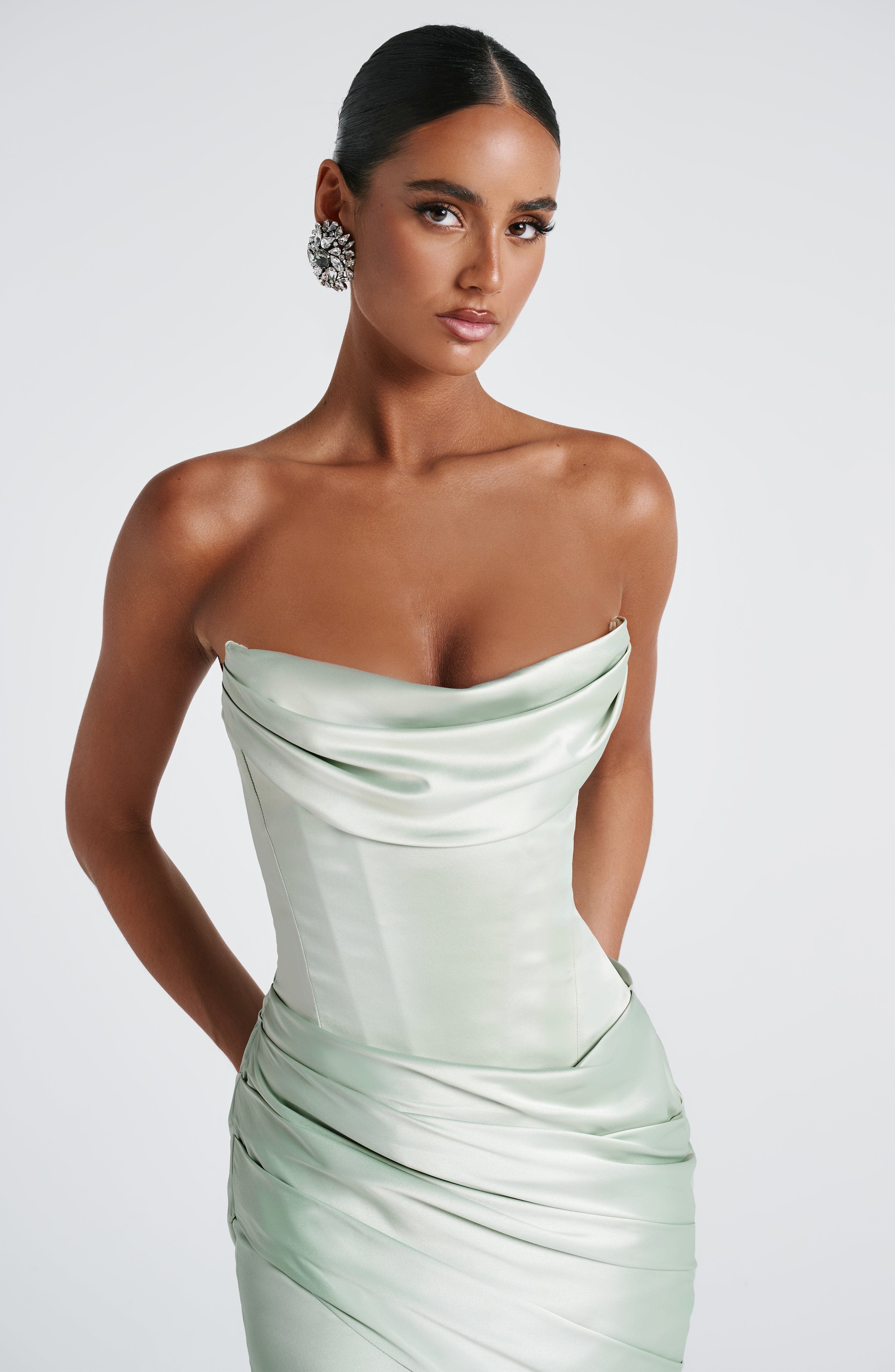 Amaris | Soft Mint Maxi Dress