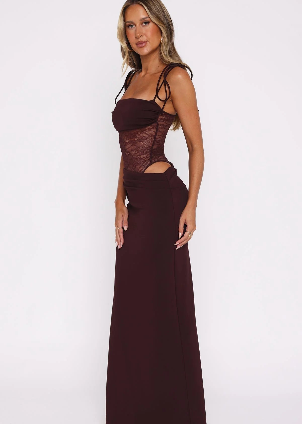Luna Lace Maxi Dress