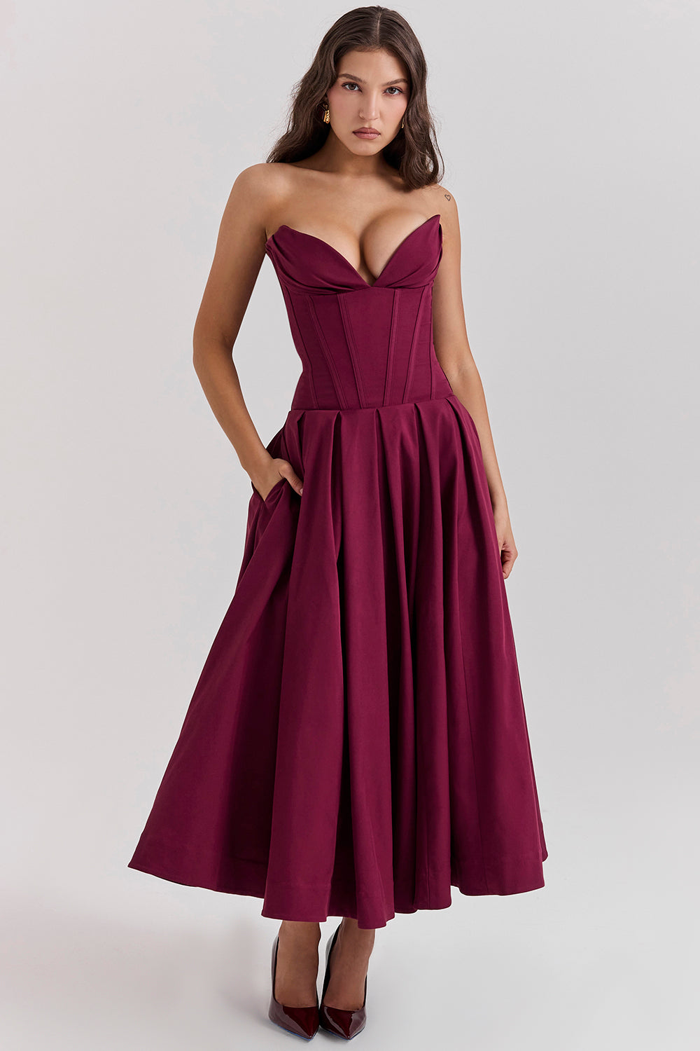 Lina Strapless Midi Dress – Sweetheart Neckline